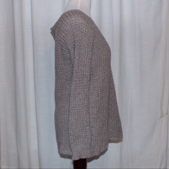 American Eagle Sweater - Picture 2 of 4